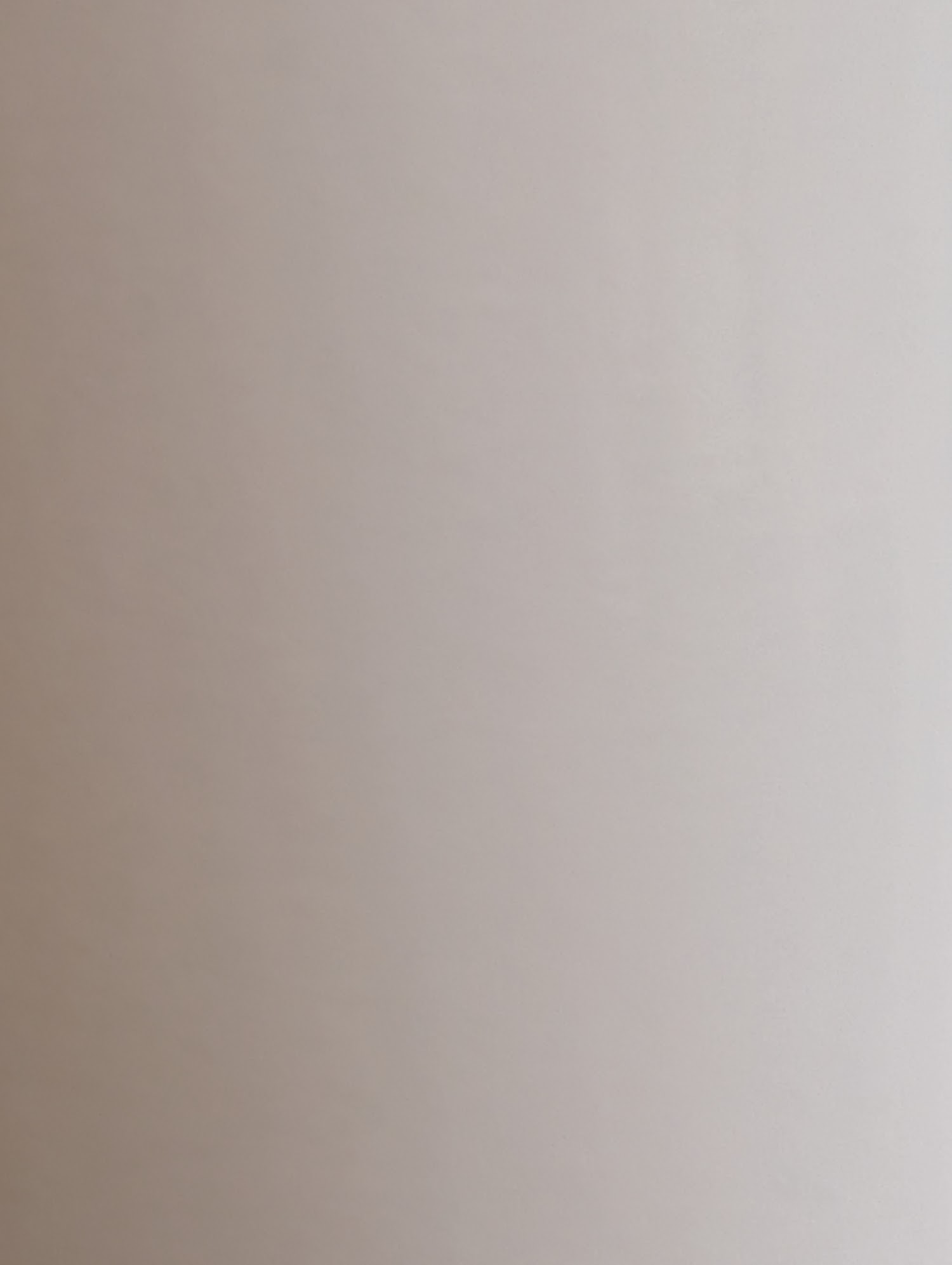 Premium inkjet coated glossy paper with removable adhesive material